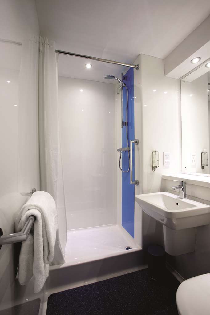 Travelodge London Park Royal חדר תמונה